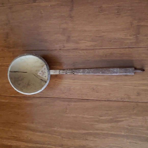 Vintage Handmade Coconut Shell dipper with carved wooden handle - Picture 2 of 7